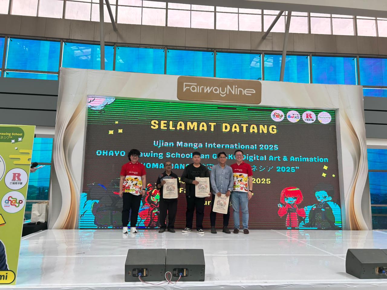 Ujian manga internasional 4